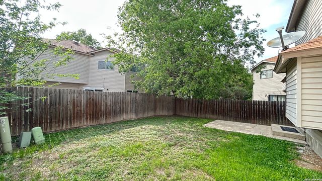 35 CASWELL CIR, San Antonio, TX 78240