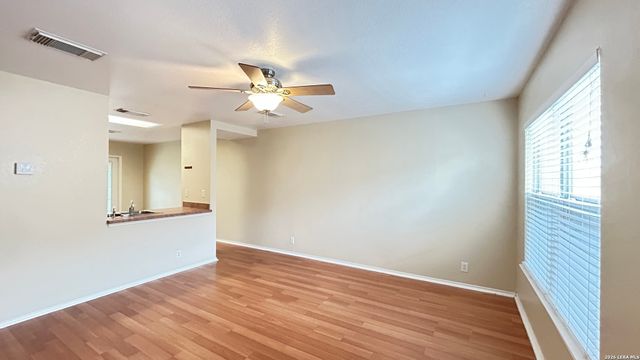 35 CASWELL CIR, San Antonio, TX 78240