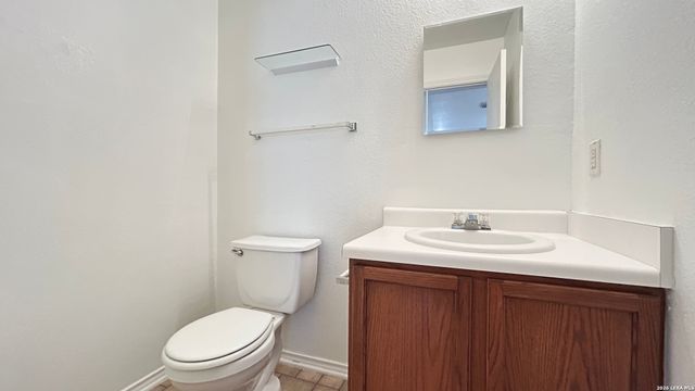 35 CASWELL CIR, San Antonio, TX 78240