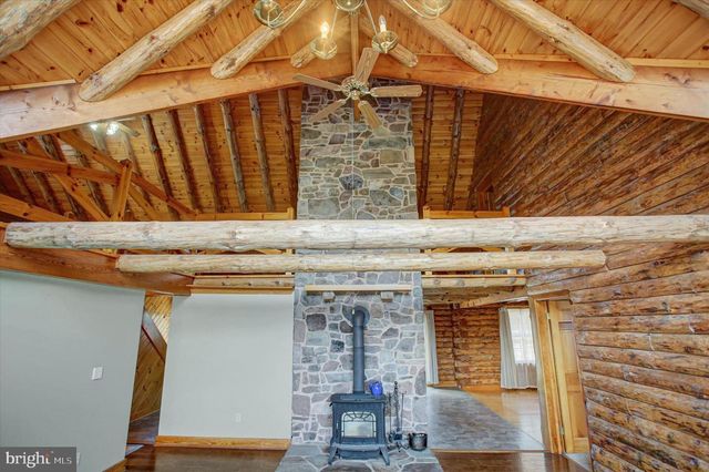 185 ANTIETAM LN, Fayetteville, PA 17222