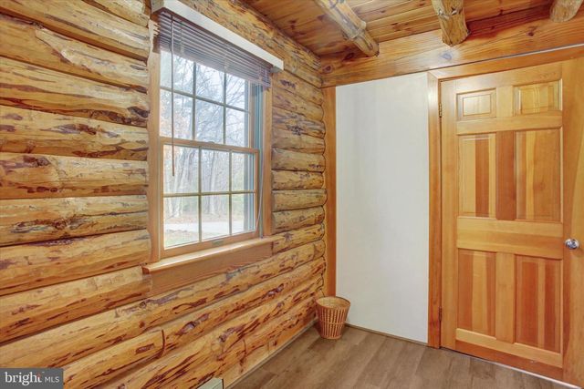 185 ANTIETAM LN, Fayetteville, PA 17222