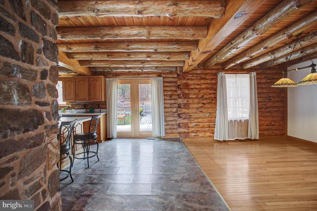 185 ANTIETAM LN, Fayetteville, PA 17222