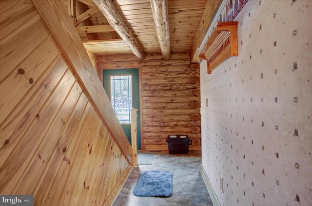 185 ANTIETAM LN, Fayetteville, PA 17222