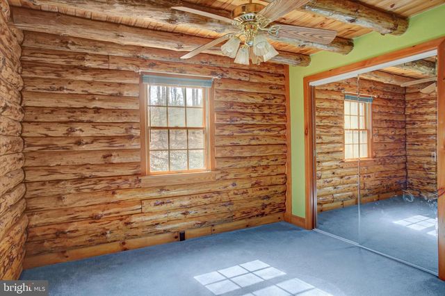 185 ANTIETAM LN, Fayetteville, PA 17222