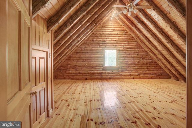 185 ANTIETAM LN, Fayetteville, PA 17222