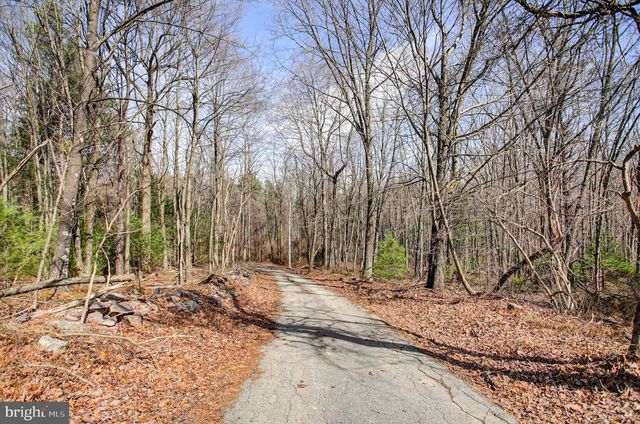 185 ANTIETAM LN, Fayetteville, PA 17222