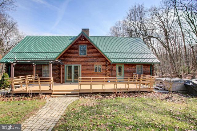 185 ANTIETAM LN, Fayetteville, PA 17222