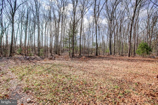 185 ANTIETAM LN, Fayetteville, PA 17222