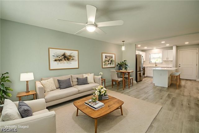 16881 Davis RD 116, Fort Myers, FL 33908