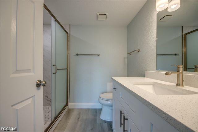 16881 Davis RD 116, Fort Myers, FL 33908