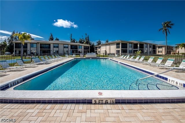 16881 Davis RD 116, Fort Myers, FL 33908