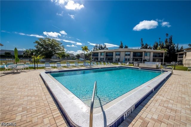 16881 Davis RD 116, Fort Myers, FL 33908