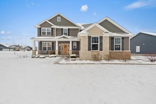 2333 Torrey Pine Court, Hartland Twp, MI 48855