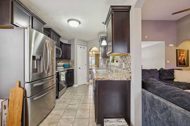 1228 Morstead Dr, Clarksville, TN 37042