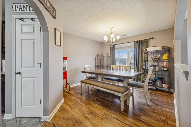 1228 Morstead Dr, Clarksville, TN 37042