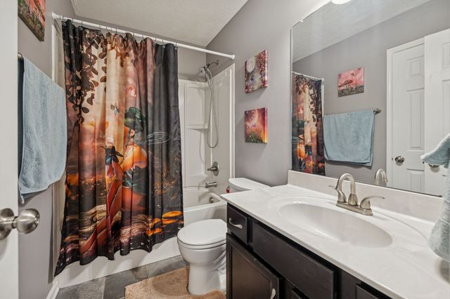 1228 Morstead Dr, Clarksville, TN 37042