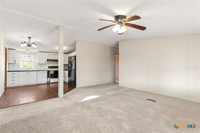 645 Old Luling Road, Lockhart, TX 78644
