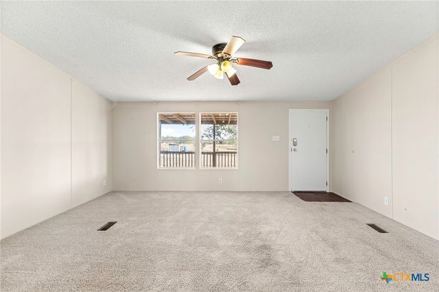 645 Old Luling Road, Lockhart, TX 78644