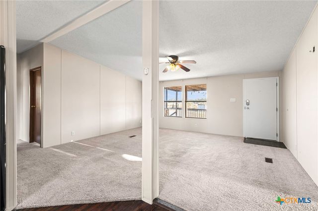 645 Old Luling Road, Lockhart, TX 78644