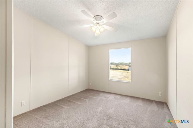645 Old Luling Road, Lockhart, TX 78644
