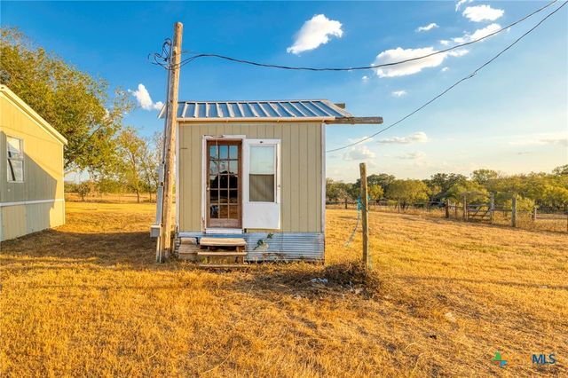 645 Old Luling Road, Lockhart, TX 78644