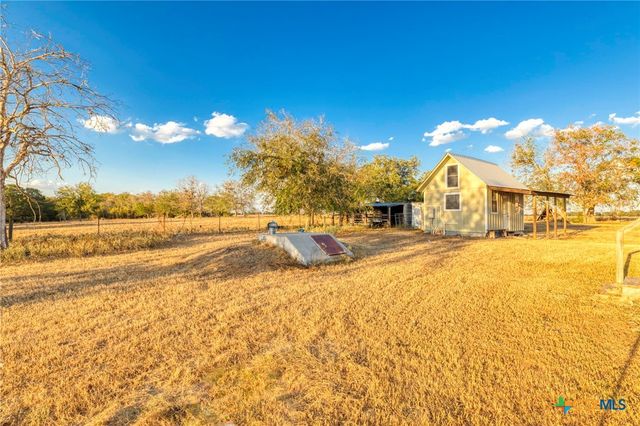 645 Old Luling Road, Lockhart, TX 78644