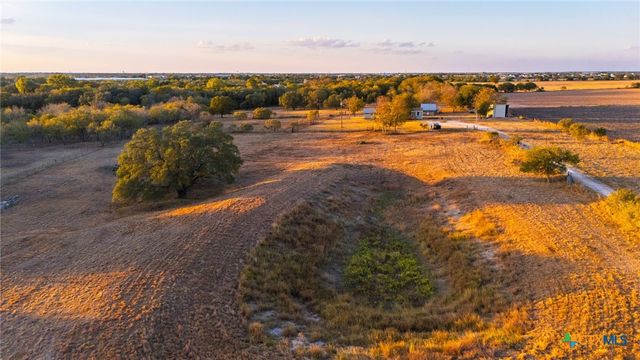 645 Old Luling Road, Lockhart, TX 78644