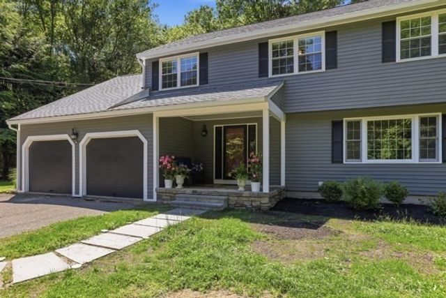 43 Lackey St, Westborough, MA 01581