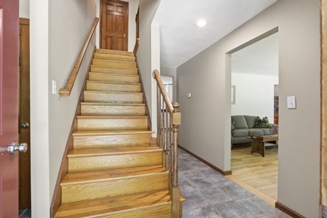 43 Lackey St, Westborough, MA 01581