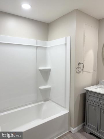 3487 DETROITER ST, Browns Mills, NJ 08015