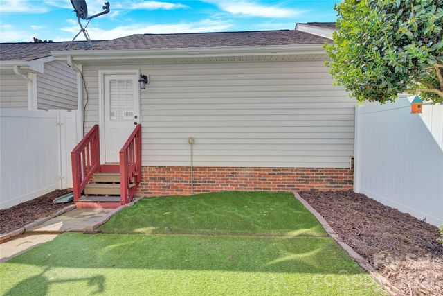 20528 Harbor View Drive, Cornelius, NC 28031