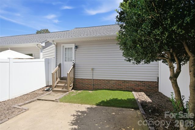 20528 Harbor View Drive, Cornelius, NC 28031
