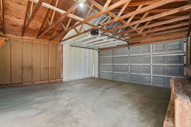 947 E Ermina Ave, Spokane, WA 99207