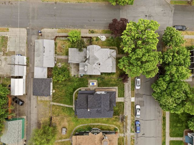 947 E Ermina Ave, Spokane, WA 99207