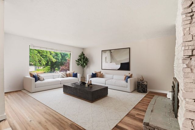 947 E Ermina Ave, Spokane, WA 99207