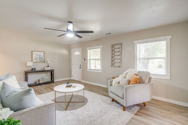 501 4th Street, Hubbard, TX 76648