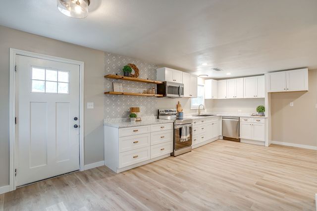 501 4th Street, Hubbard, TX 76648