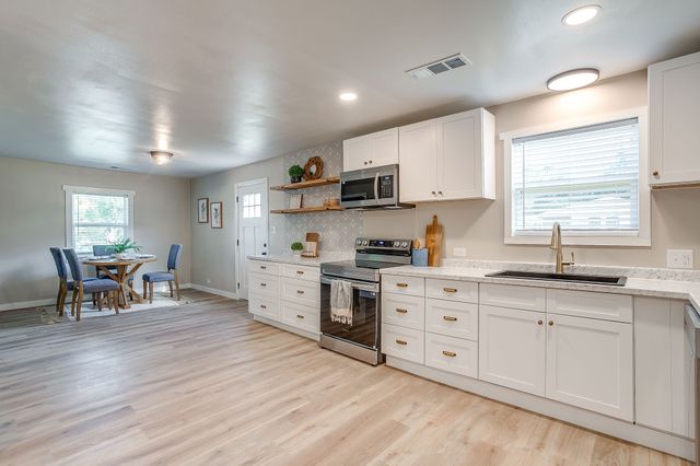 501 4th Street, Hubbard, TX 76648