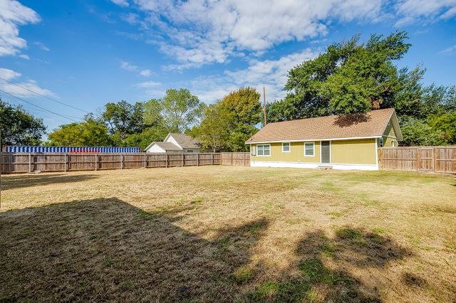 501 4th Street, Hubbard, TX 76648