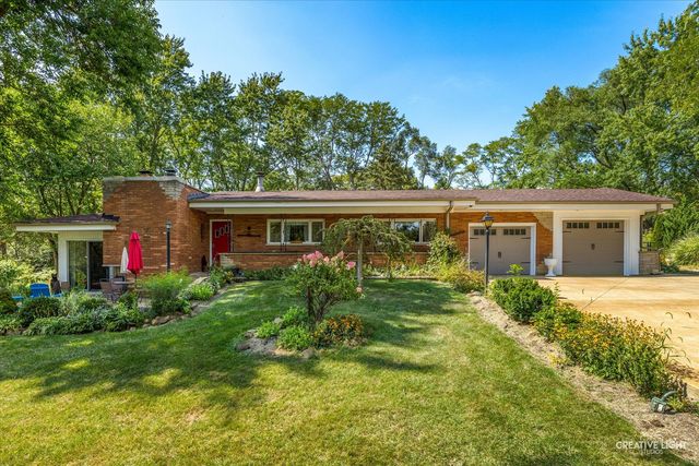 1002 Bruce Drive, Elgin, IL 60120