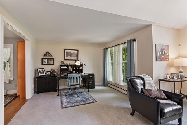 18 Lang Drive, Essex Junction, VT 05451