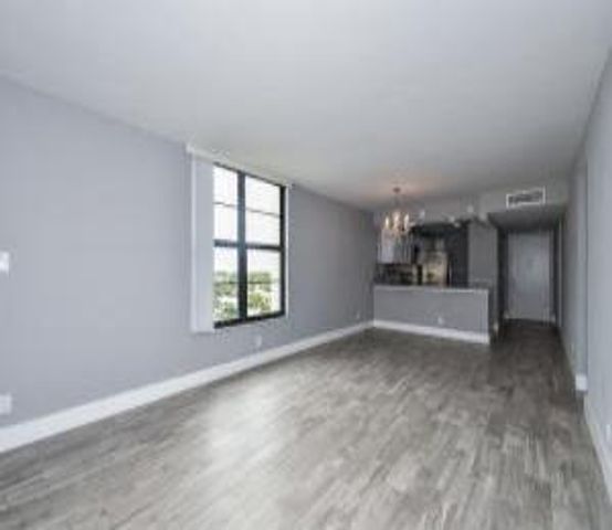 12 Royal Palm Way 6060, Boca Raton, FL 33432