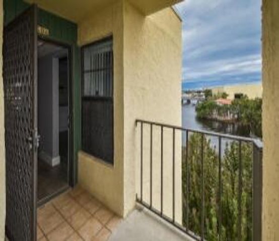 12 Royal Palm Way 6060, Boca Raton, FL 33432