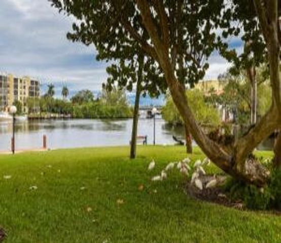 12 Royal Palm Way 6060, Boca Raton, FL 33432