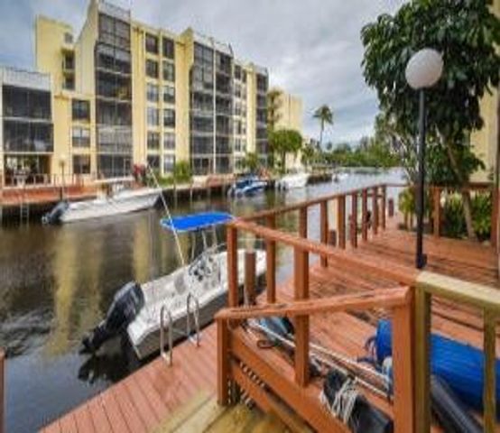 12 Royal Palm Way 6060, Boca Raton, FL 33432