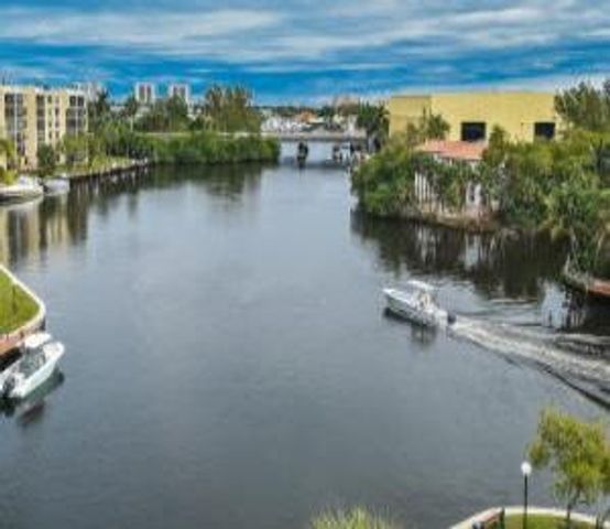 12 Royal Palm Way 6060, Boca Raton, FL 33432