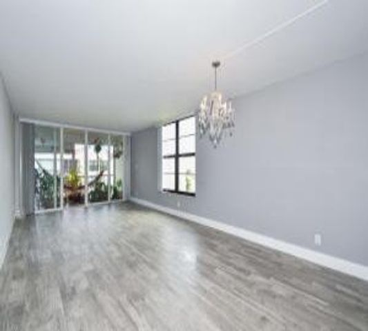 12 Royal Palm Way 6060, Boca Raton, FL 33432