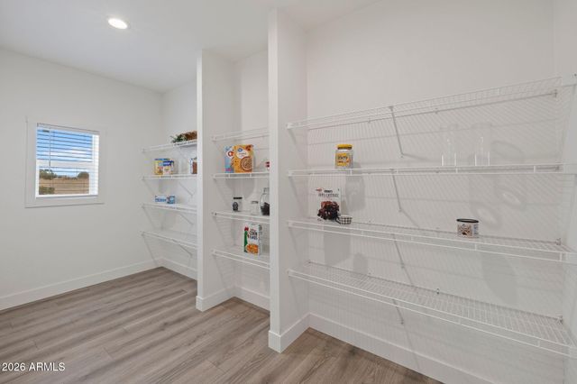 1437 E Whirlpool Drive, Paulden, AZ 86334