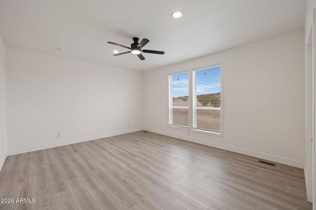 1437 E Whirlpool Drive, Paulden, AZ 86334