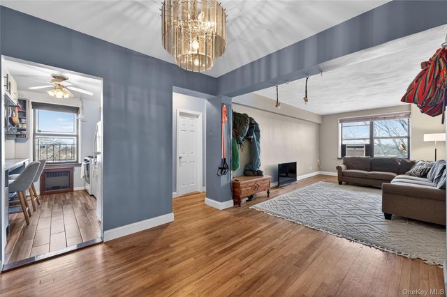 142-21 26th Avenue 5D, Flushing, NY 11354